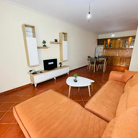 Comfort In Lungomare With Private Parking * Vlorë