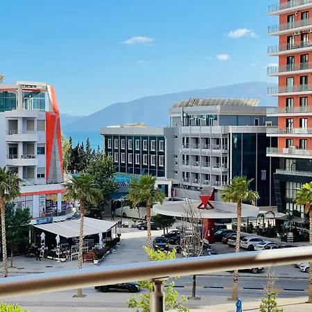 Apartamento Comfort In Lungomare With Private Parking Vlorë