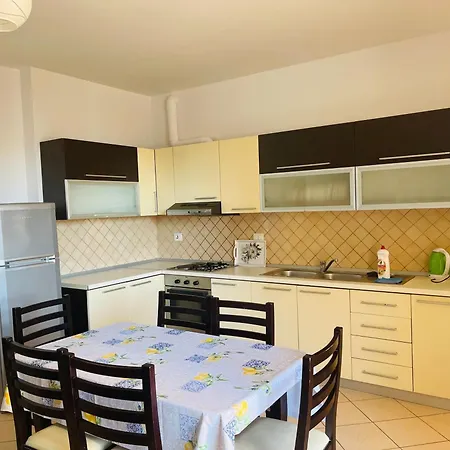 Comfort In Lungomare With Private Parking * Vlorë